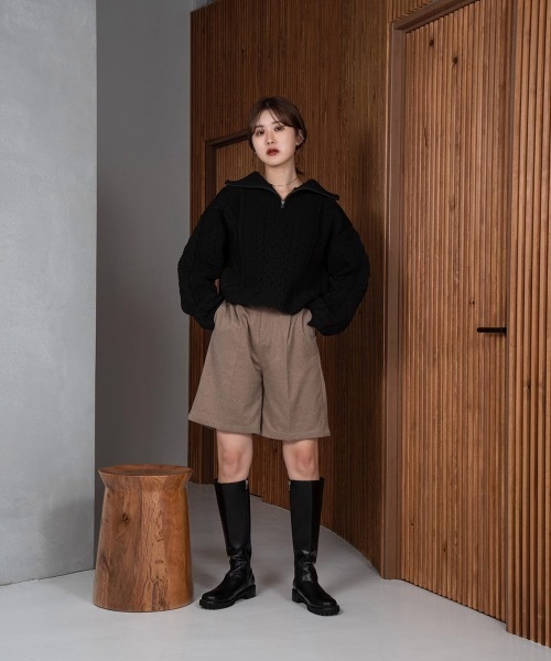 Amiur(エミレ)の「compact tuck half pants(その他パンツ・レディース・ブラウン/ベージュ/アイボリー/ブラック・FREE)」の6枚目の写真
