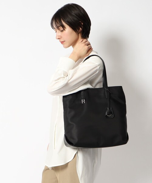 HIROFU(ヒロフ)の「【リベロ】ナイロン トートバッグ L A4サイズ ビジネスバッグ(商品番号:P25-39314)(トートバッグ・レディース・ブラック/グレー系その他/サックスブルー/こしょう色系3/シルバー系/オリーブ系3・03)」の12枚目の写真