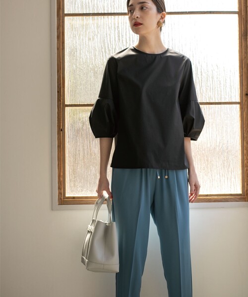 OPAQUE.CLIP(オペークドットクリップ)の「◆ランタンスリーブブラウス【UV/イージーケア/洗濯機洗い可】(シャツ/ブラウス・レディース・レンガ/ベージュ系7/ホワイト系5/ブルー系2/オフホワイト/ブラック・36/38/40/42)」の8枚目の写真