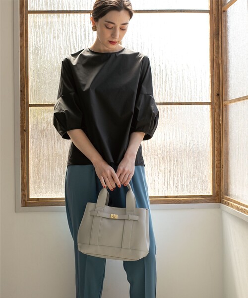 OPAQUE.CLIP(オペークドットクリップ)の「◆ランタンスリーブブラウス【UV/イージーケア/洗濯機洗い可】(シャツ/ブラウス・レディース・レンガ/ベージュ系7/ホワイト系5/ブルー系2/オフホワイト/ブラック・36/38/40/42)」の9枚目の写真