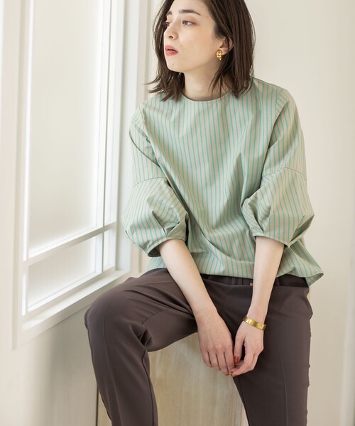 OPAQUE.CLIP(オペークドットクリップ)の「◆ランタンスリーブブラウス【UV/イージーケア/洗濯機洗い可】(シャツ/ブラウス・レディース・レンガ/ベージュ系7/ホワイト系5/ブルー系2/オフホワイト/ブラック・36/38/40/42)」の17枚目の写真