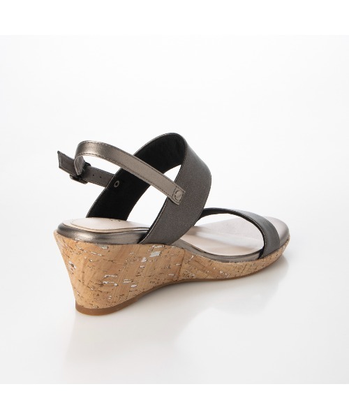 Riz raffinee（リズラフィーネ）の「ダブルストラップウエッジサンダル（サンダル・レディース・シルバー系その他/その他18/アイボリー・S/M/L）」の4枚目の写真