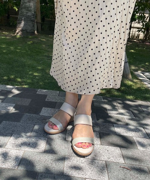 Riz raffinee（リズラフィーネ）の「ダブルストラップウエッジサンダル（サンダル・レディース・シルバー系その他/その他18/アイボリー・S/M/L）」の20枚目の写真