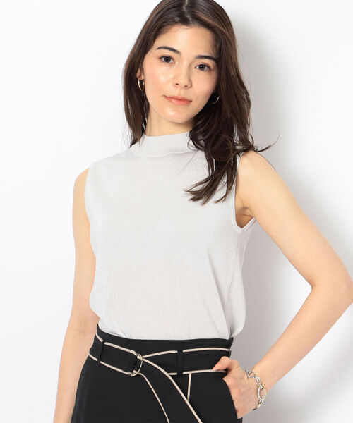 NOLLEY’S Sophi（ノーリーズソフィ）の「《手洗い可能》綿アセラメノースリーブハイネックプルオーバーニット（ニット/セーター・レディース・ブラック/サックスブルー/シルバー/ゴールド・38/36）」の3枚目の写真