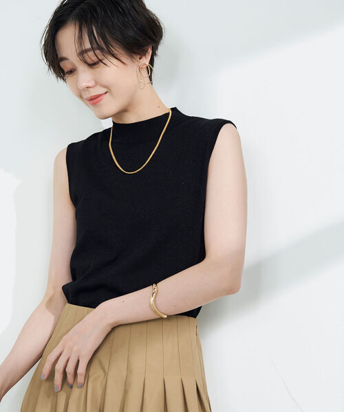 NOLLEY’S Sophi（ノーリーズソフィ）の「《手洗い可能》綿アセラメノースリーブハイネックプルオーバーニット（ニット/セーター・レディース・ブラック/サックスブルー/シルバー/ゴールド・38/36）」の2枚目の写真