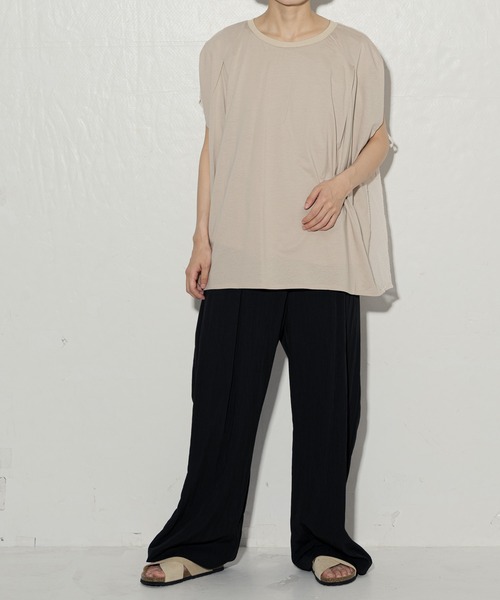 ottilie(オティーリエ)の「tricot tricot ドロストプルオーバー ★(Tシャツ/カットソー・レディース・オフホワイト/ベージュ/イエロー・FREE)」の11枚目の写真