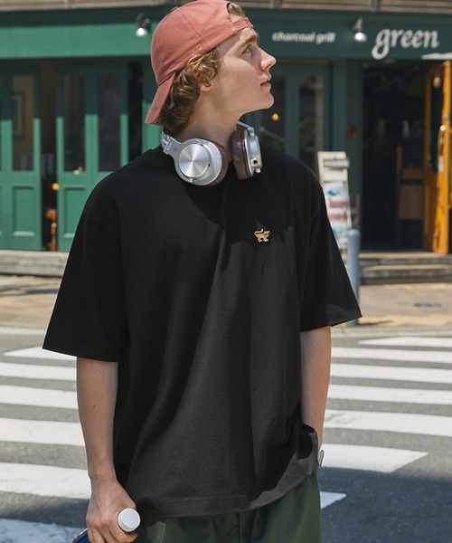 PENNEYS(ぺニーズ)の「PENNEYS/ペニーズ 別注 BE A TIGER ロゴ ワッペン刺繍ワンポイント ルーズ半袖Tシャツ(Tシャツ/カットソー・レディース・ピンク/ホワイト系/ネイビー/オリーブ/アイボリー系/ブラック/ホワイト・L/M)」の15枚目の写真