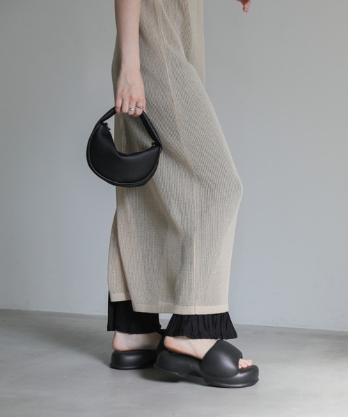 select MOCA（セレクトモカ）の「エアリーボリュームサンダル（サンダル・レディース・ブラック・SMALL/MEDIUM/LARGE）」の19枚目の写真