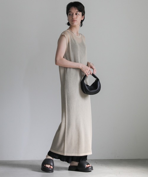 select MOCA（セレクトモカ）の「エアリーボリュームサンダル（サンダル・レディース・ブラック・SMALL/MEDIUM/LARGE）」の3枚目の写真