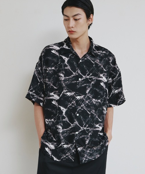 Magine(マージン)の「【SELECT】IR:モノトーン総柄半袖シャツ(シャツ/ブラウス・メンズ・ホワイト/ブラック/ホワイト系その他/ブラック系その他・M/L/XL)」の12枚目の写真