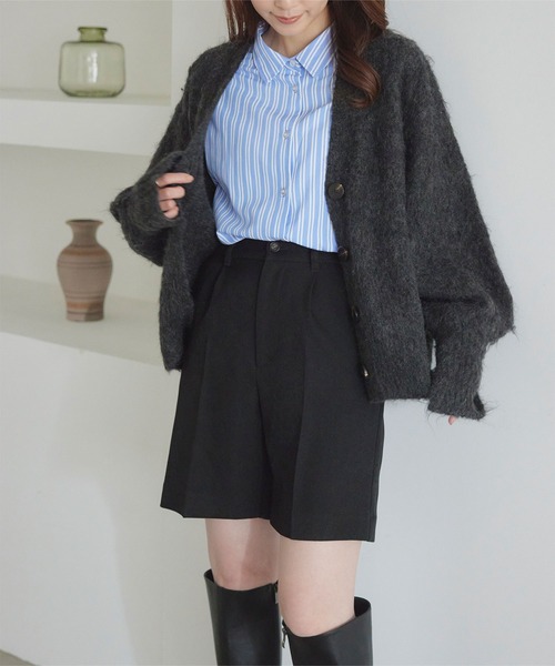 titivate（ティティベイト）の「襟付ベーシックシャツ（シャツ/ブラウス・レディース・オフホワイト/オリーブ/ブルー系その他/ブルー/ピンク/ブルー系その他2/ピンク系その他/イエロー系その他/ブラック系その他・M/L/S）」の5枚目の写真