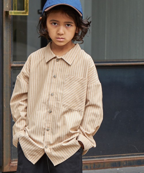 PAIRMANON STREET（ペアマノンストリート）の「【PAIRMANON STREET】ストライプ ルーズ シャツ バイアス ポケット（シャツ/ブラウス・キッズ・ブルー/ネイビー/ベージュ・140/110/90/130/150/120/100）」の2枚目の写真
