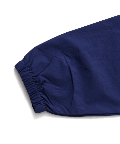 Revo.（レボ）の「ワンポイント刺繍 ハーフジップ スタンドネック ナイロン アノラック ブルゾン（ナイロンジャケット・メンズ・ブラック/ターコイズブルー/ネイビー/オフホワイト・L/M）」の7枚目の写真