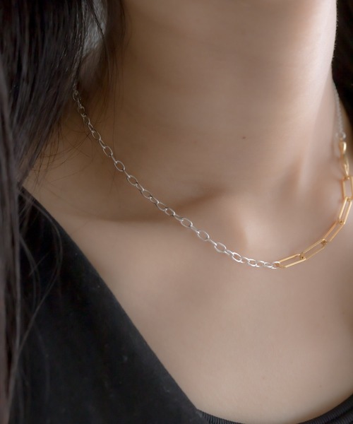 ear PAPILLONNER ホワイトパール ネックレス ゴールドチャーム ear PAPILLONNER ホワイトパール ネックレス ゴールドチャーム