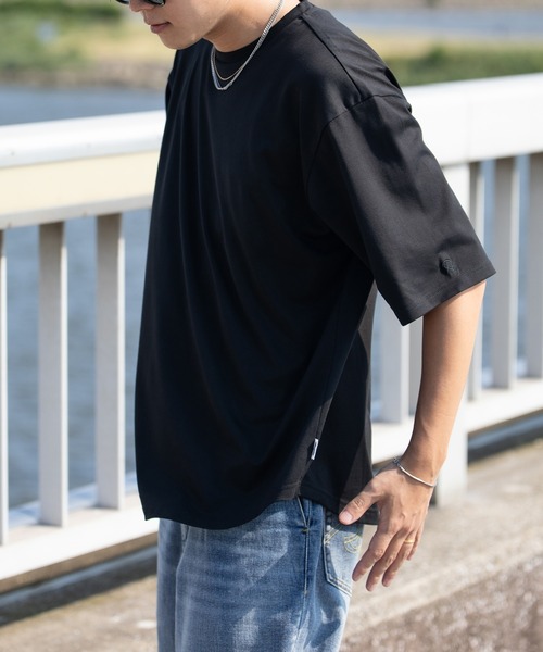 #Re:room（リルーム）の「ワンポイントラウンドヘムビッグTシャツ（Tシャツ/カットソー・メンズ・ベージュ/ダークグリーン/オフホワイト/ブラック・SMALL/MEDIUM）」の6枚目の写真