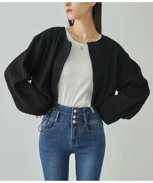 ANAP（アナップ）の「ジャガードカットブルゾン【セットアップ対応】（ブルゾン・レディース・オフホワイト/ブラック・FREE）」の2枚目の写真