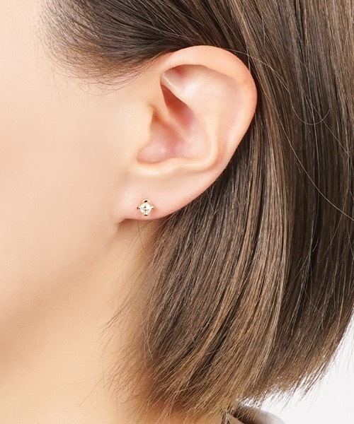itam(アイタム)の「【itam】アイタム/ セラミックポストピアス/ 金属アレルギー対応ピアス(ピアス(両耳用)・レディース・シルバー/ゴールド・FREE)」の5枚目の写真