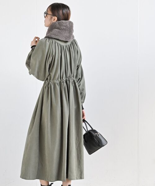 rps（アールピーエス）の「さしこみキルトマフラー（マフラー・レディース・カーキ/ブラック/ダークベージュ・フリー）」の5枚目の写真