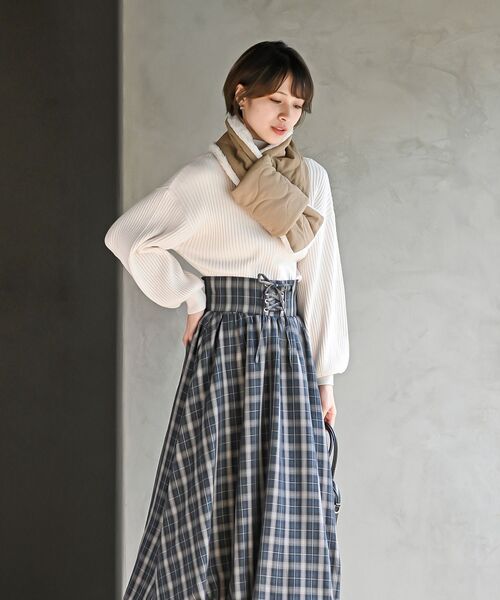 rps（アールピーエス）の「さしこみキルトマフラー（マフラー・レディース・カーキ/ブラック/ダークベージュ・フリー）」の12枚目の写真