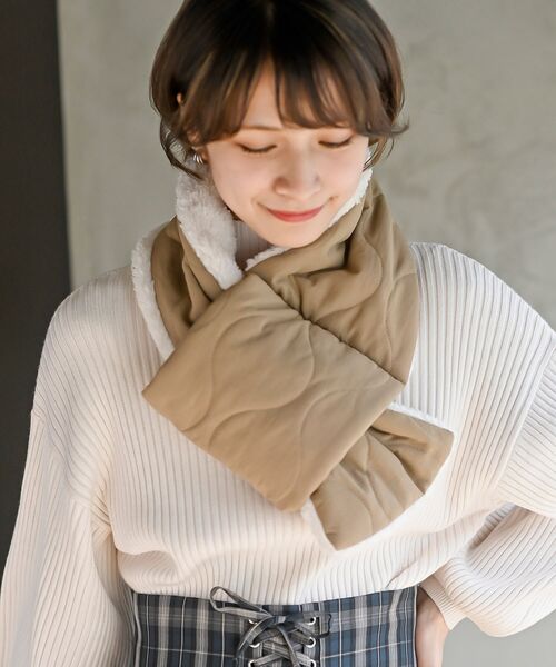 rps（アールピーエス）の「さしこみキルトマフラー（マフラー・レディース・カーキ/ブラック/ダークベージュ・フリー）」の13枚目の写真