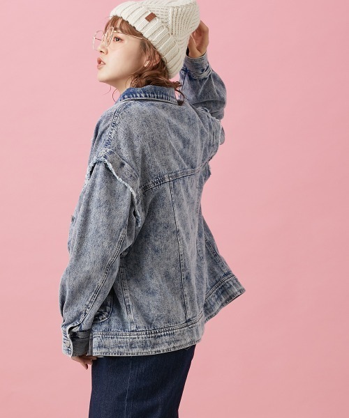 Le temps riche（ルタンリッシュ）の「２ＷＡＹケミカルデニムジャケット ＜Le temps riche＞（デニムジャケット・レディース・ブルー/ブラック・L/M）」の17枚目の写真