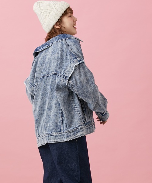 Le temps riche（ルタンリッシュ）の「２ＷＡＹケミカルデニムジャケット ＜Le temps riche＞（デニムジャケット・レディース・ブルー/ブラック・L/M）」の20枚目の写真