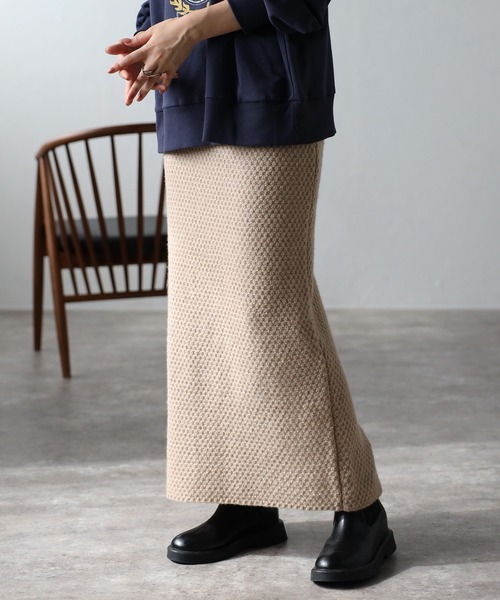 amini(アミニ)の「【セットアップ対応商品】鹿の子ナロースカート(スカート・レディース・ブラック/ベージュ/グレー/テラコッタ・MEDIUM)」の2枚目の写真