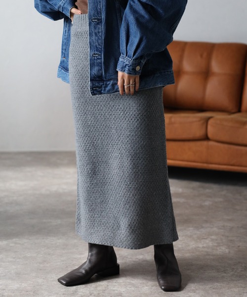 amini(アミニ)の「【セットアップ対応商品】鹿の子ナロースカート(スカート・レディース・ブラック/ベージュ/グレー/テラコッタ・MEDIUM)」の3枚目の写真
