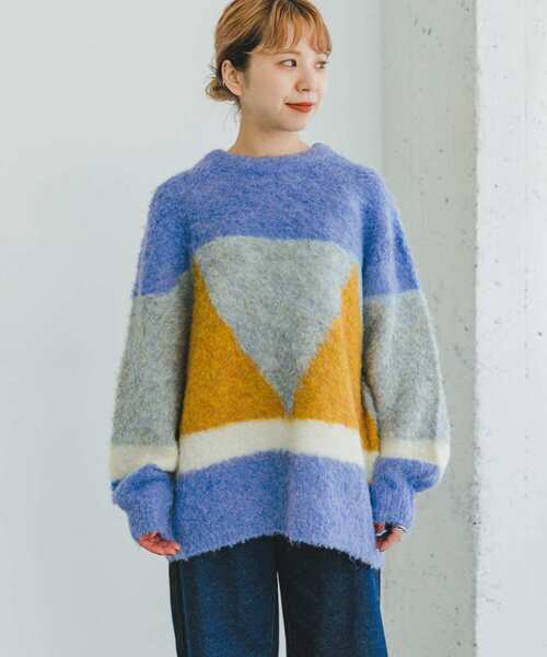 ITEMS URBANRESEARCH（アイテムズ アーバンリサーチ）の「『ユニセックス』ブークレモチーフニット（ニット/セーター・レディース・ブルー/キャメル/チャコールグレー・FREE）」の9枚目の写真