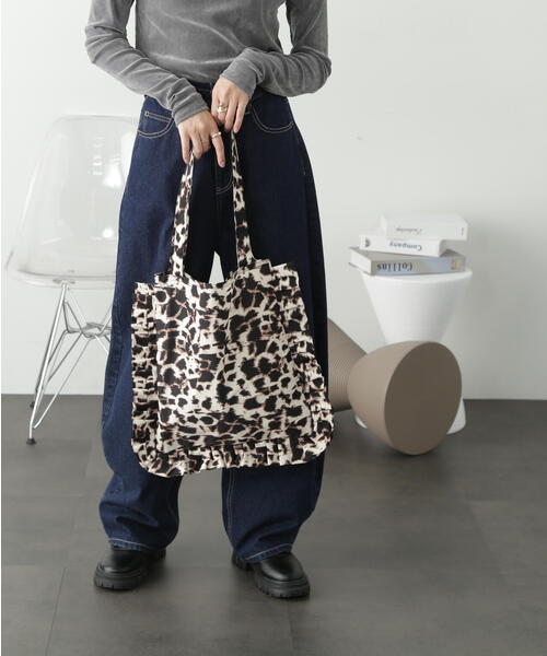 FREE'S MART（フリーズマート）の「◆フリルトート（トートバッグ・レディース・ブラック系その他/ベージュ系その他/ホワイト系その他・ﾌﾘ-）」の19枚目の写真