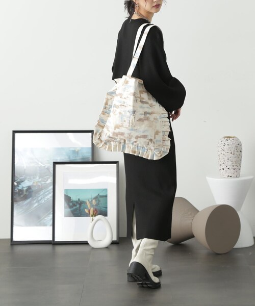 FREE'S MART（フリーズマート）の「◆フリルトート（トートバッグ・レディース・ブラック系その他/ベージュ系その他/ホワイト系その他・ﾌﾘ-）」の15枚目の写真