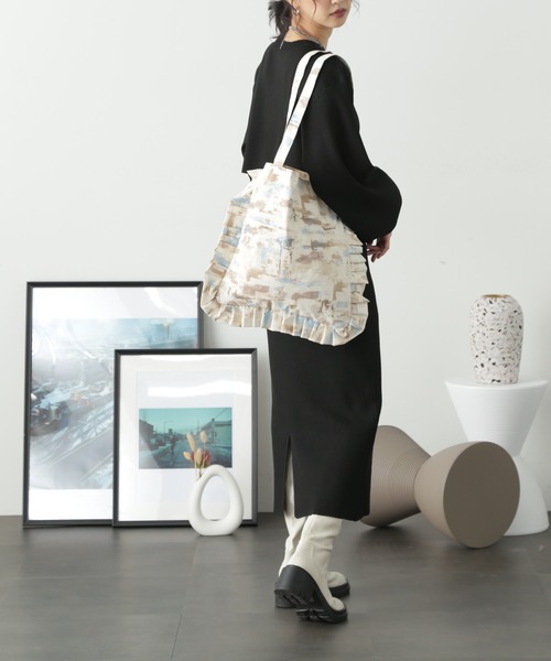 FREE'S MART（フリーズマート）の「◆フリルトート（トートバッグ・レディース・ブラック系その他/ベージュ系その他/ホワイト系その他・ﾌﾘ-）」の8枚目の写真