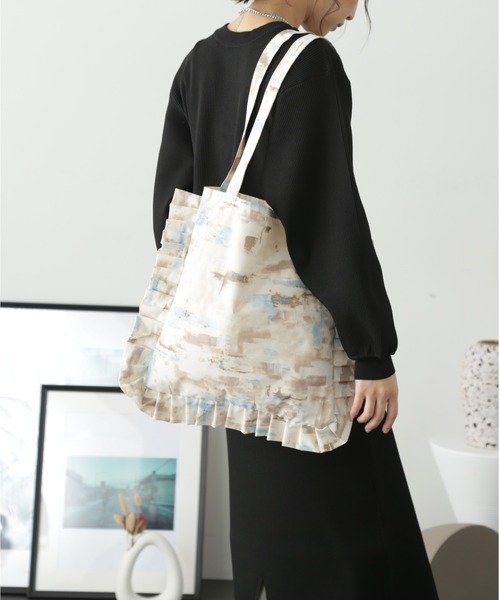 FREE'S MART（フリーズマート）の「◆フリルトート（トートバッグ・レディース・ブラック系その他/ベージュ系その他/ホワイト系その他・ﾌﾘ-）」の7枚目の写真