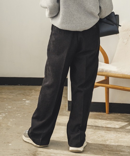 hunch（ハンチ）の「細コールタックパンツ（その他パンツ・レディース・ライトイエロー/ブラック/オフホワイト・FREE）」の12枚目の写真