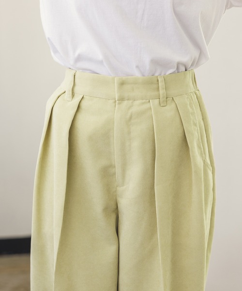 hunch（ハンチ）の「細コールタックパンツ（その他パンツ・レディース・ライトイエロー/ブラック/オフホワイト・FREE）」の22枚目の写真