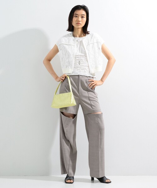 Ray BEAMS(レイビームス)の「Ray BEAMS / レース ジップ フレンチスリーブ ベスト(ベスト・レディース・ブラック/ホワイト・ONE SIZE)」の3枚目の写真