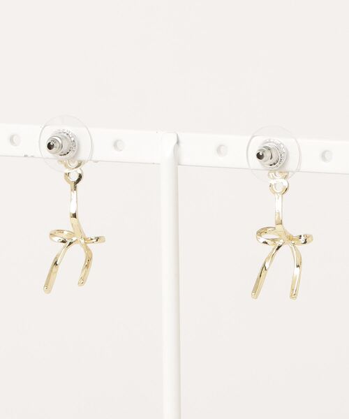 LYEON（リヨン）の「レースアップリボンピアス（ピアス（両耳用）・レディース・ゴールド/シルバー・FREE）」の10枚目の写真