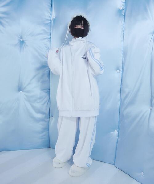 Whinny（ホワイニー）の「Whinny/くまきちはカリスマニート?（ジャージ・レディース・ブラック/ホワイト/サックスブルー・FREE）」の5枚目の写真