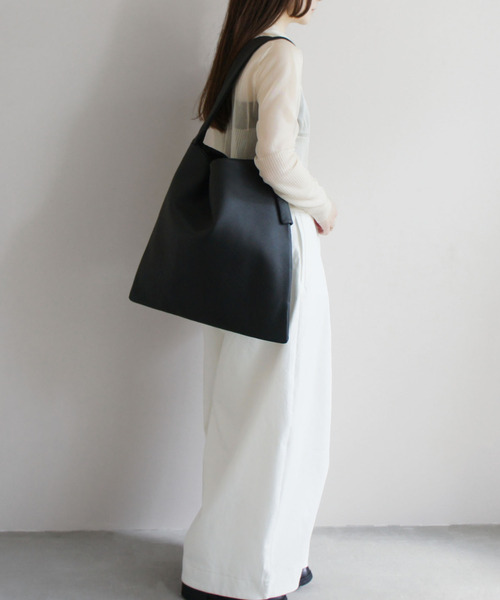 TIDEWAY（タイドウェイ）の「PUF ONE HANDLE TOTE / L（トートバッグ・レディース・ブラック/グレー/モカ・FREE）」の14枚目の写真