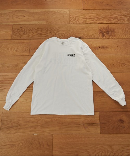 ANGIE(アンジー)の「GILDAN カレッジロゴ オーバーサイズ バックプリント ロンT(Tシャツ/カットソー・レディース・チャコールグレー/ホワイト×ブラック/ネイビー×ホワイト/アッシュグレー・LARGE/X-LARGE/MEDIUM/SMALL)」の7枚目の写真