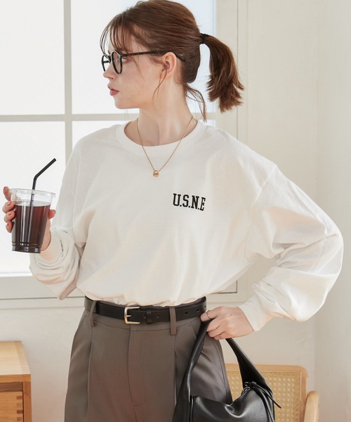 ANGIE(アンジー)の「GILDAN カレッジロゴ オーバーサイズ バックプリント ロンT(Tシャツ/カットソー・レディース・チャコールグレー/ホワイト×ブラック/ネイビー×ホワイト/アッシュグレー・LARGE/X-LARGE/MEDIUM/SMALL)」の15枚目の写真