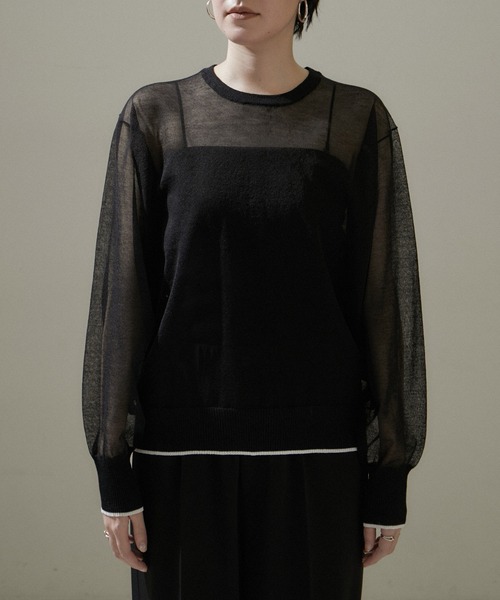 SALON adam et rope'（サロン アダム エ ロペ）の「シアークルーネックプルオーバー【洗える】（Tシャツ/カットソー・レディース・ホワイト/ラベンダー/ブラック・FREE）」の20枚目の写真