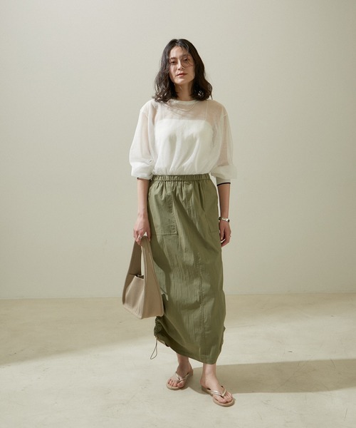 SALON adam et rope'（サロン アダム エ ロペ）の「シアークルーネックプルオーバー【洗える】（Tシャツ/カットソー・レディース・ホワイト/ラベンダー/ブラック・FREE）」の6枚目の写真