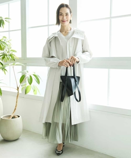 MICHEL KLEIN（ミッシェル・クラン）の「パウダリーソフトロングコート（ブルゾン・レディース・ネイビー/アイボリー・40/38）」の11枚目の写真