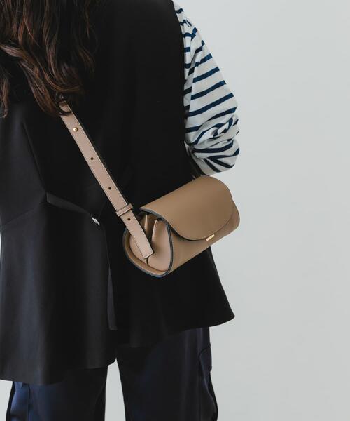 RODE SKO（ロデスコ）の「ラウンドフラップショルダーバッグ（ショルダーバッグ・レディース・グレー系その他/ブラック・ONE）」の14枚目の写真