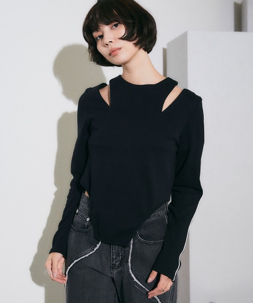 ELLEgirl(エルガール)の「ショルダージップスリットトップス【ELLEgirl/エル ガール】(Tシャツ/カットソー・レディース・ホワイト/ブラック・FREE)」の16枚目の写真