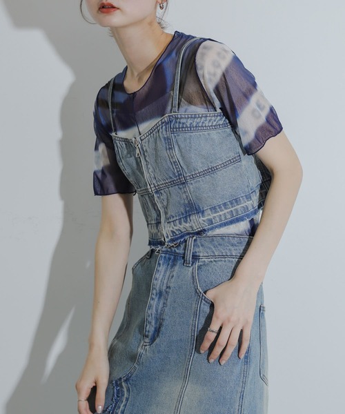 SENSE OF PLACE by URBAN RESEARCH(センスオブプレイスバイアーバンリサーチ)の「クロップドデニムビスチェ(キャミソール・レディース・ライトインディゴブルー/ブラック・ONE)」の1枚目の写真