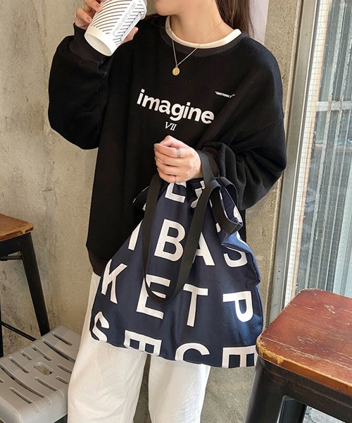 Teem Store(チームストア)の「アルファベットロゴプリント A4 トートバッグ(トートバッグ・レディース・ベージュ/ネイビー/ホワイト・F)」の16枚目の写真