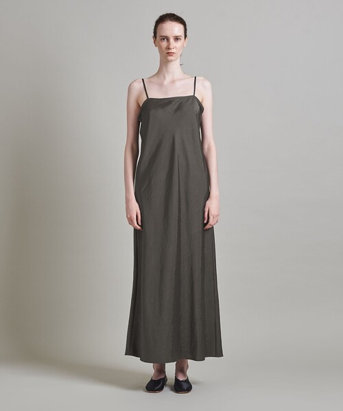 LOEFF（ロエフ）の「＜LOEFF＞フリュイド キャミソールドレス（ワンピース・レディース・ダークブラウン/ダークグレー・0/1）」の8枚目の写真