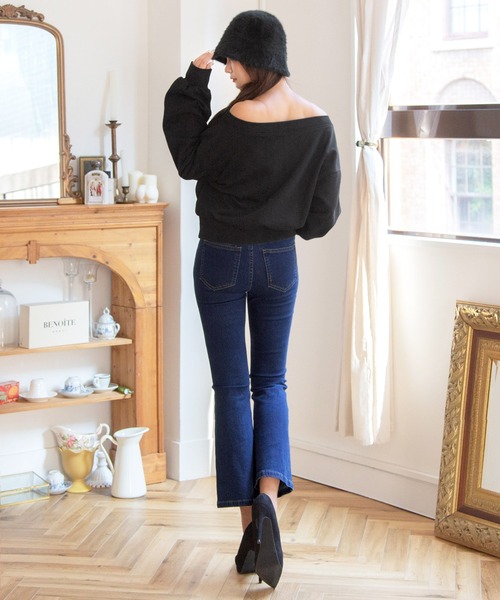 Julia Boutique（ジュリアブティック）の「S-Lサイズ フレアデニムパンツ（デニムパンツ・レディース・ネイビー/ライトブルー・S/M/L）」の12枚目の写真